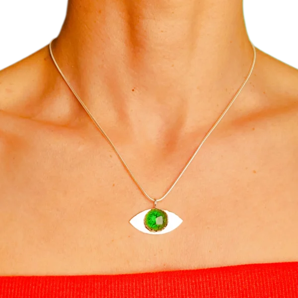 Elegant Heart-Shaped Silver Pendant